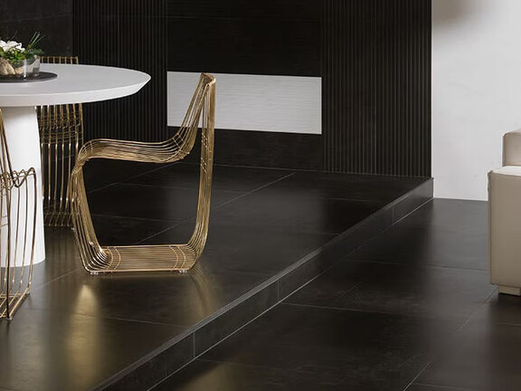 Venis / Porcelanosa Magma Black tegels 